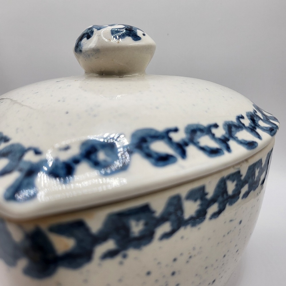 Vintage Heart Shaped Trinket Box Blue White Ceramic Spongeware Lid - Picture 4 of 9